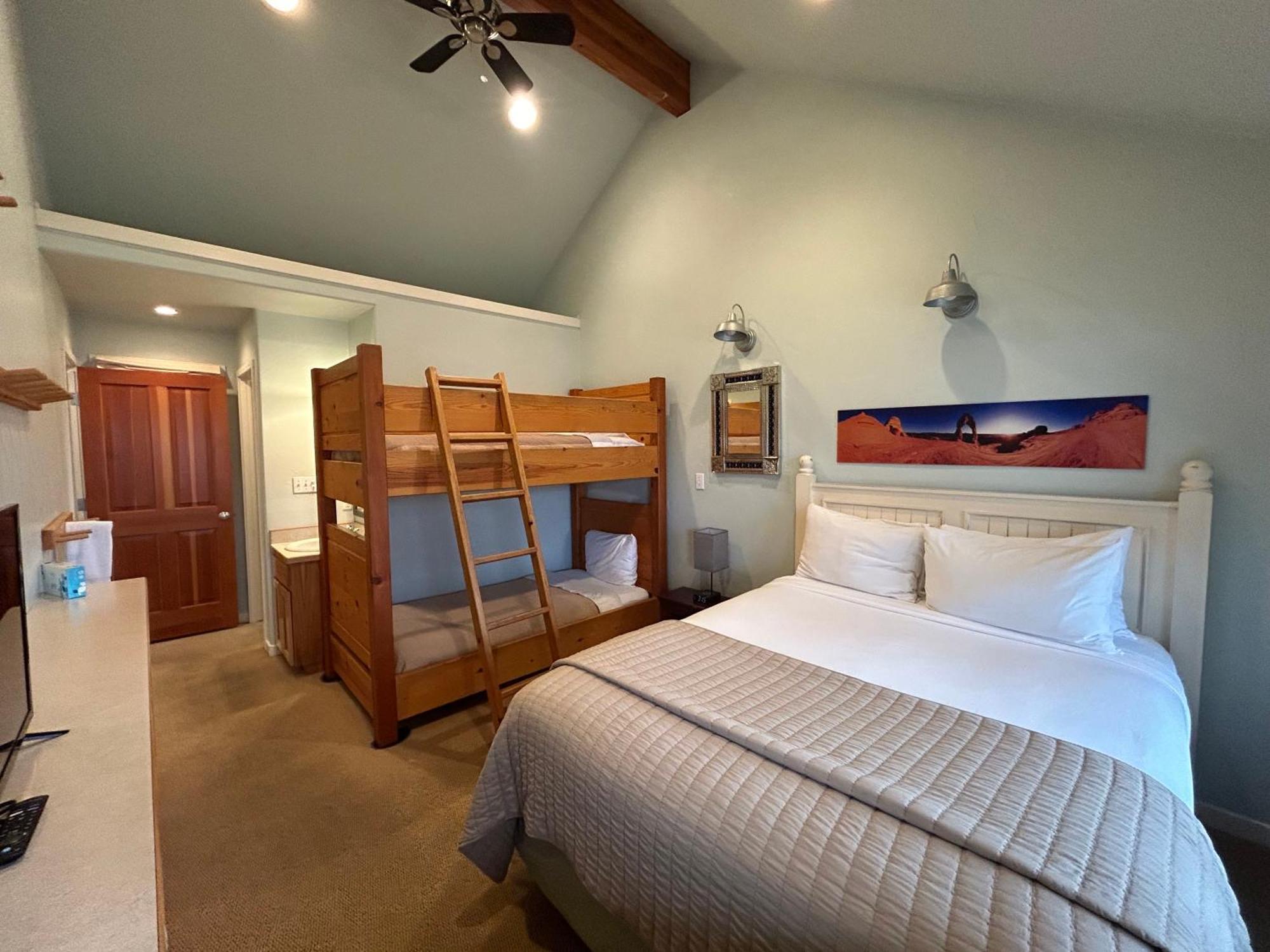 Moab Springs Ranch Hotel Exterior photo
