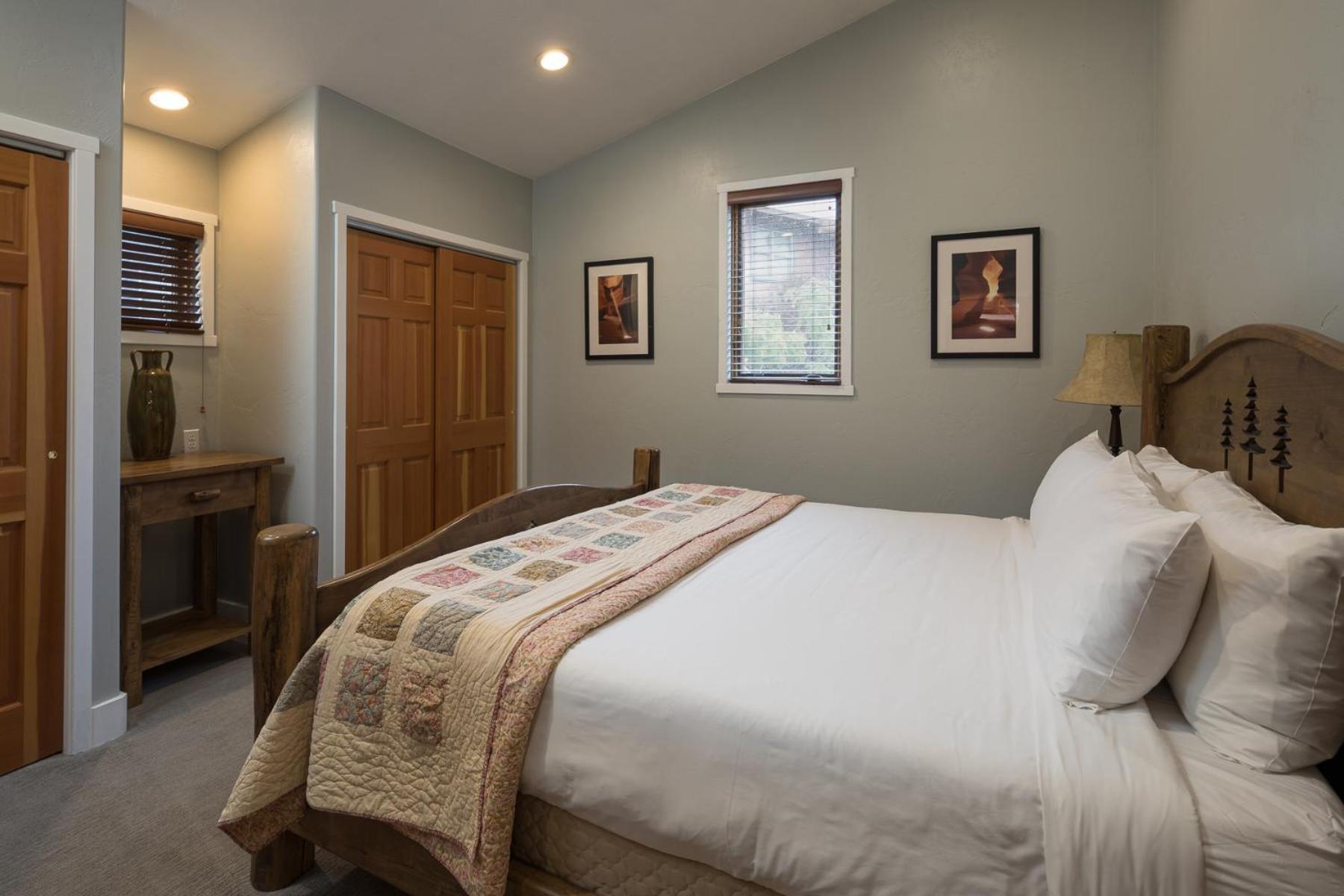 Moab Springs Ranch Hotel Room photo